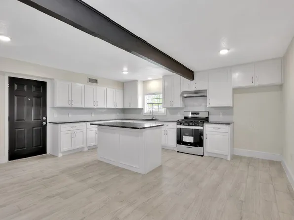 9010 Freeland St, Houston, TX 77075