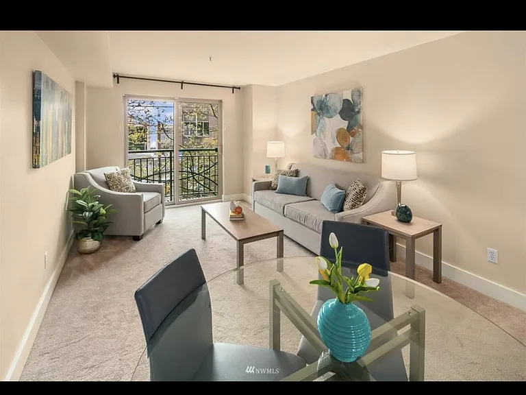 120 1st Ave #101 — Photo 3