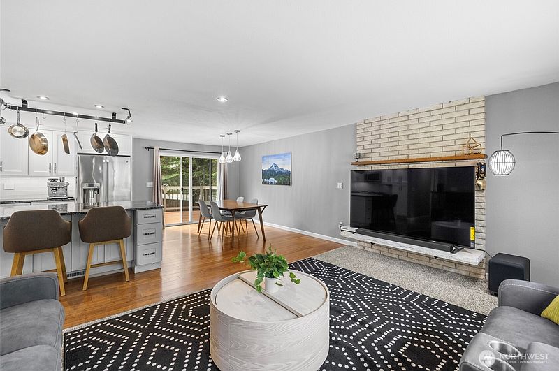 3rd image of 15903 SE 178th Court