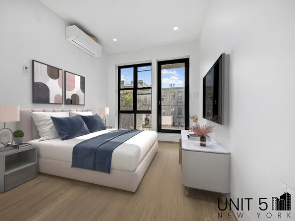 351 Melrose Street image 5 of 14