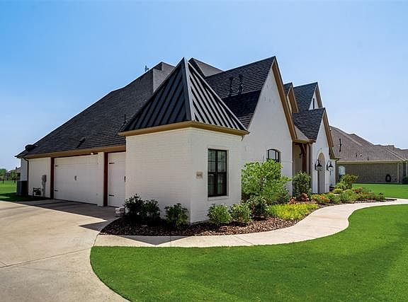 5th image of 2909 Prairie View Dr