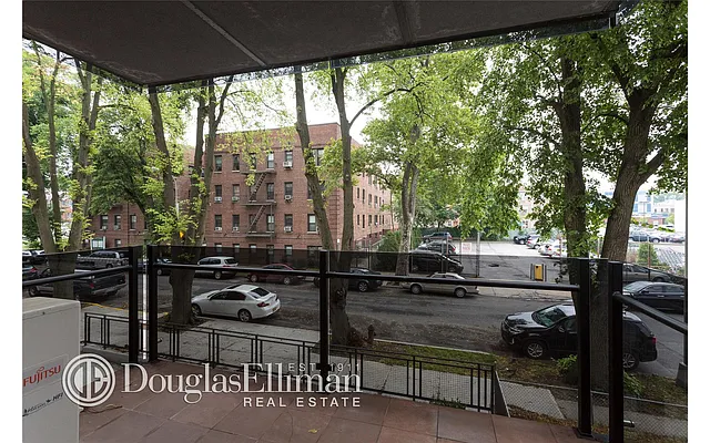 Sold by Douglas Elliman | media 24