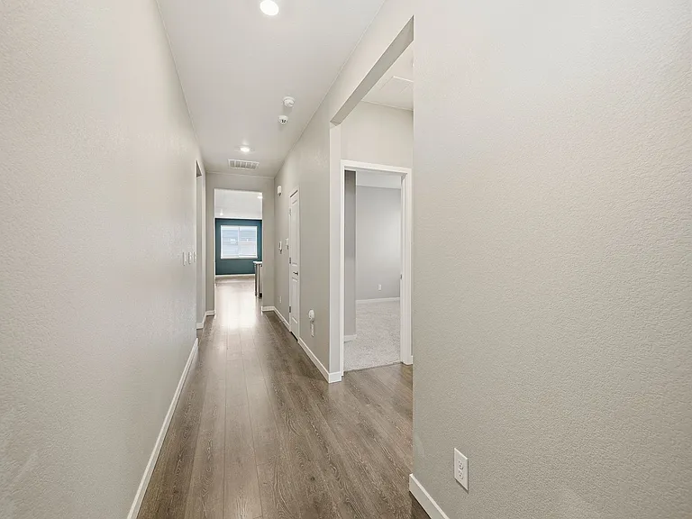 908 Rollins Den Dr — Photo 8
