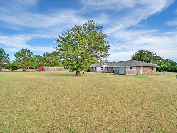 2nd image of 20417 E County Road 1567