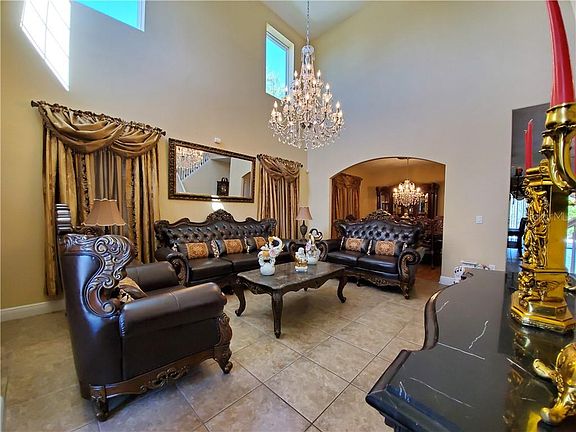 3rd image of 1359 Lake Baton Dr
