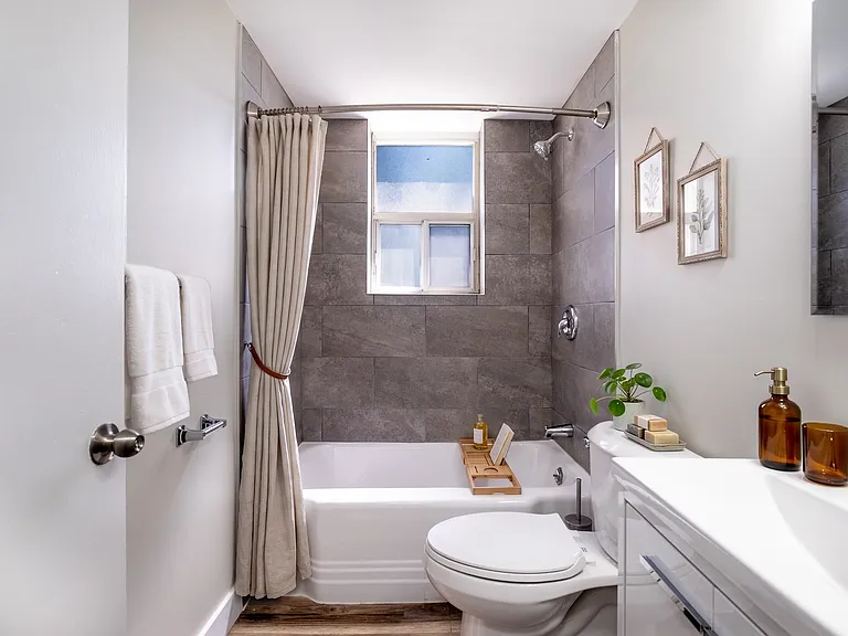 1324 Monterey Ave — Photo 8