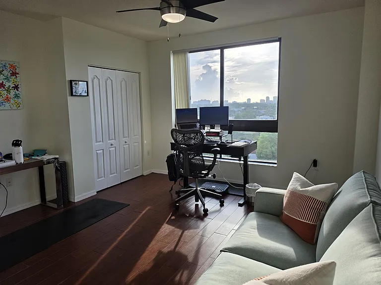 110 N Federal Hwy #818 — Photo 33