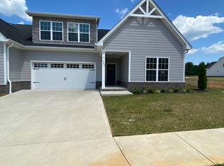 1141 Malinda Ln, Greenbrier, TN 37073
