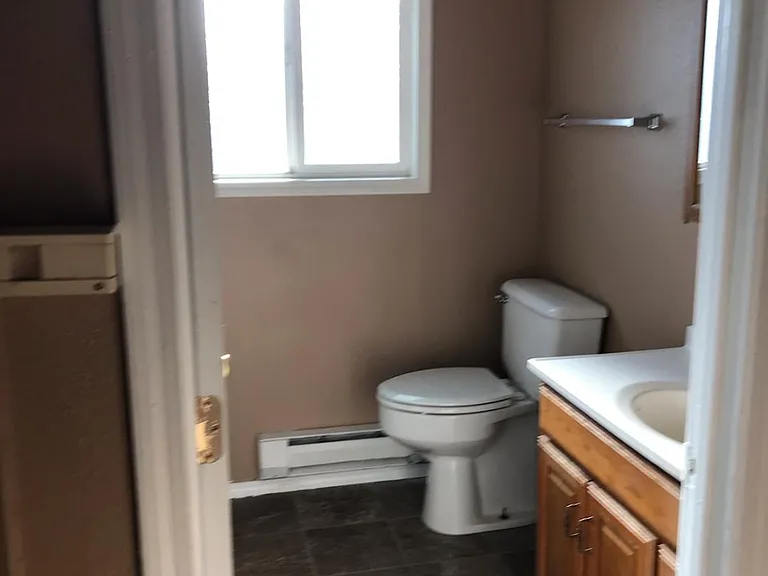 1506 S Anderson St — Photo 5