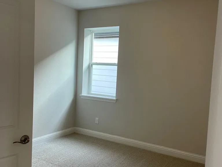 11672 Chepstow Crescent Ct — Photo 6