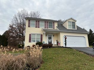 1110 Gora Rd S, York, PA 17404
