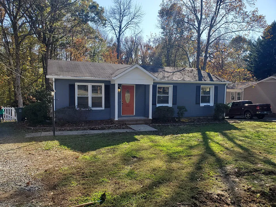 602 Denny Rd