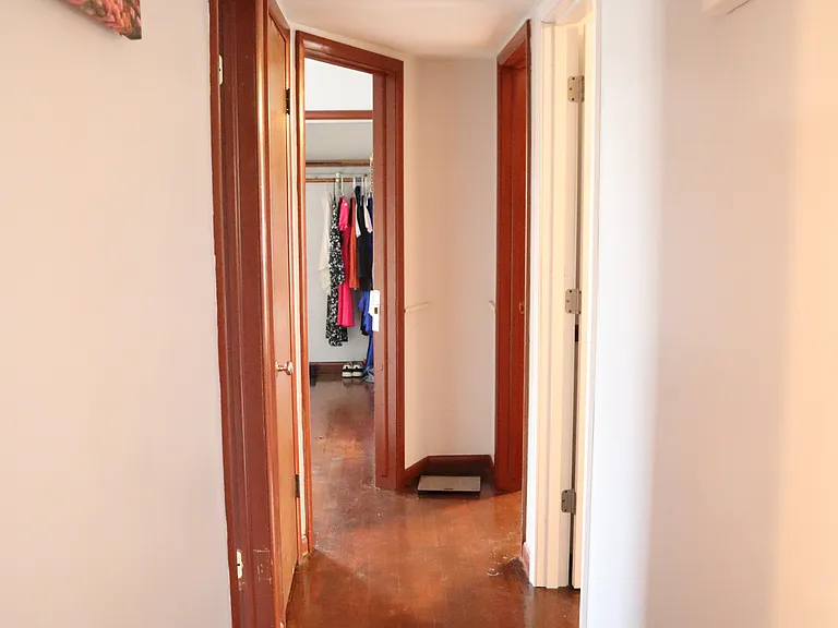 305 S 74th St #1 — Photo 20