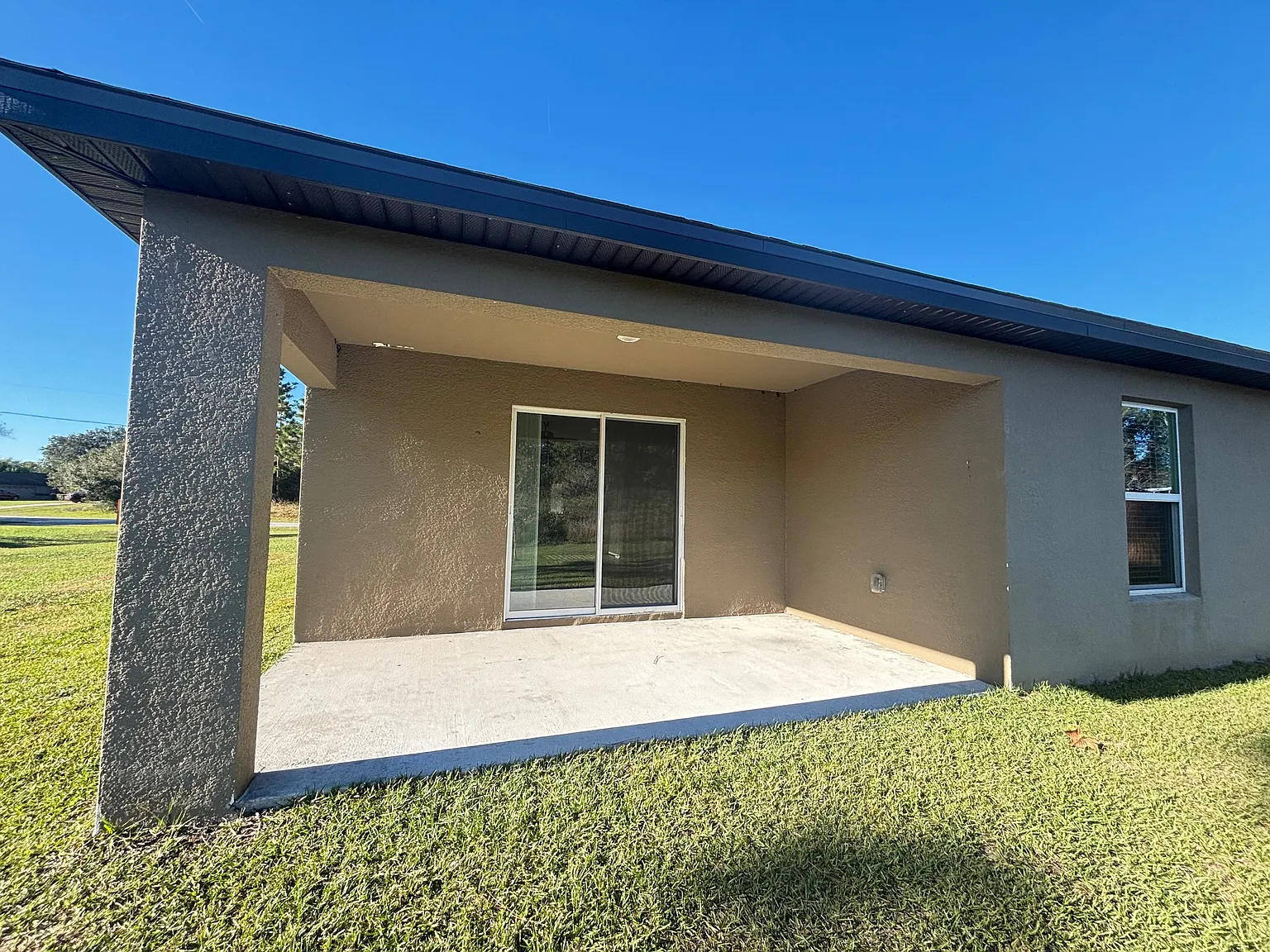 Spacious 4BR/2BA Deltona Home|2-Car Garage|Move-in Ready — Photo 3