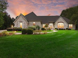 519 North Ponderosa DRIVE, Hartland, WI 53029