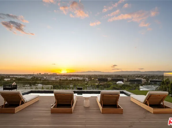 6592 Kentwood Bluffs Dr, Los Angeles, CA 90045