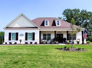 1697 Azalea Ct, Opelika, AL 36801