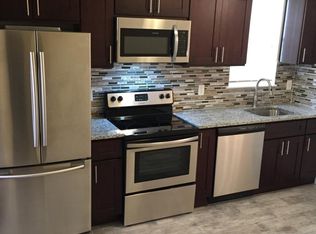 614 Tasker St, Philadelphia, PA 19148