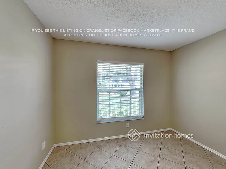 4029 Banbury Cir — Photo 7