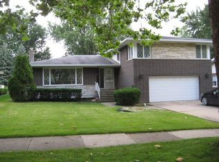 207 Rugeley Rd, Western Springs, IL 60558