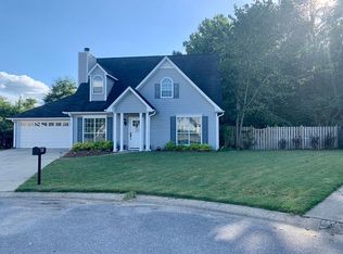 216 Brookhollow Dr, Pelham, AL 35124