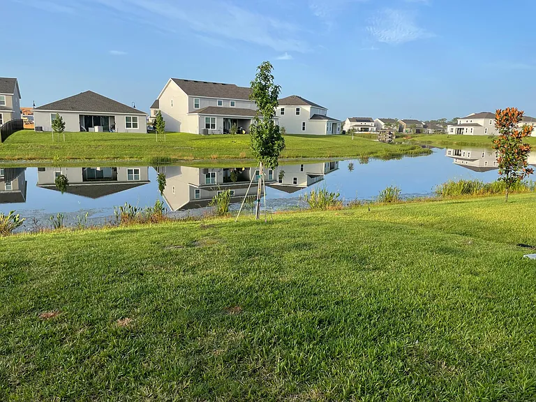 5016 Center Ct — Photo 12