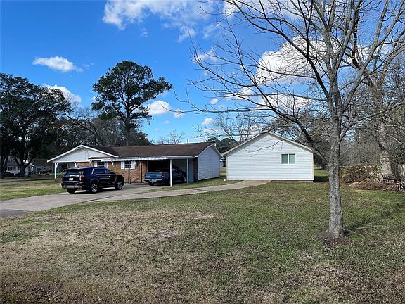 2nd image of 2416 Creekridge Dr
