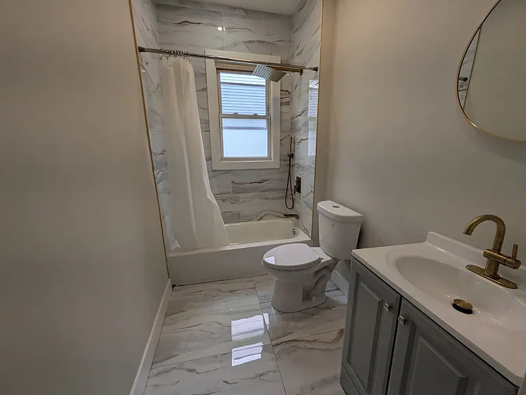 348 Davenport Ave #2 — Photo 9