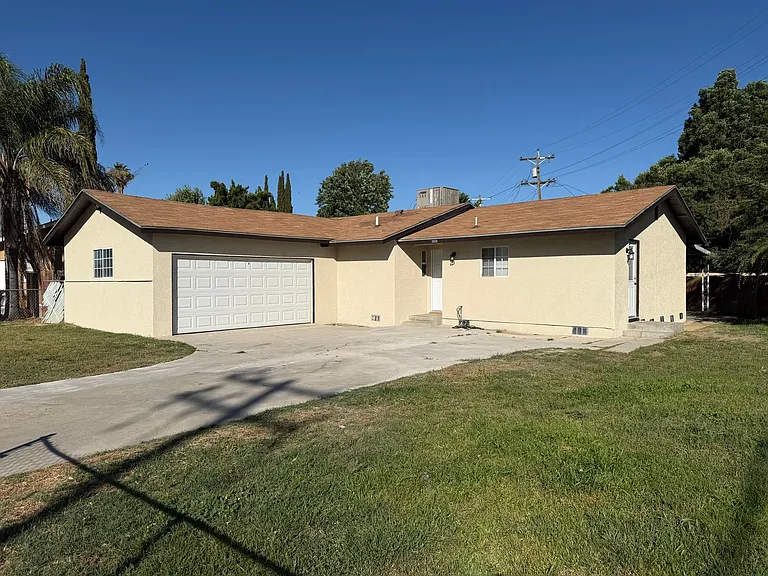 3608 Balboa Dr — Photo 2
