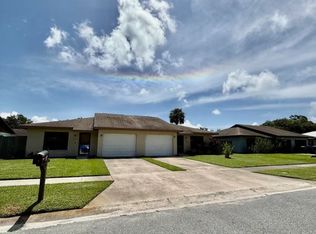45 W Towne Pl, Titusville, FL 32796