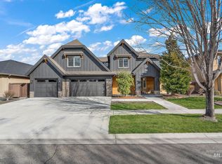 1286 E Commander St, Meridian, ID 83646