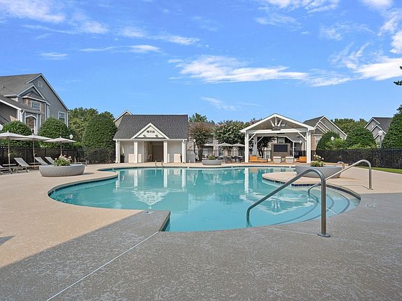 2nd image of 1511 New Garden Rd #9-3C