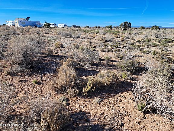 3rd image of 1087 E Vernon Rd