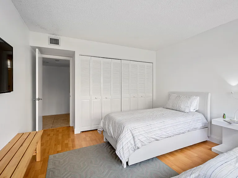 5000 N Ocean Blvd #208 — Photo 16