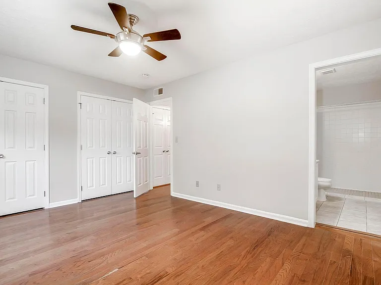 4834 Westport Rd #101 — Photo 15