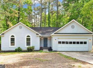 3635 Daylon Dr, Cumming, GA 30028