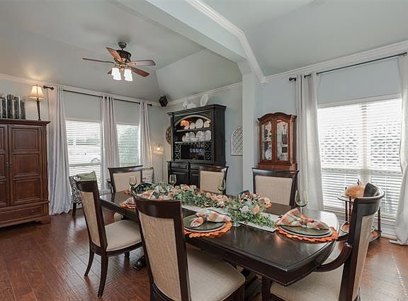 4th image of 4317 Biscayne Dr