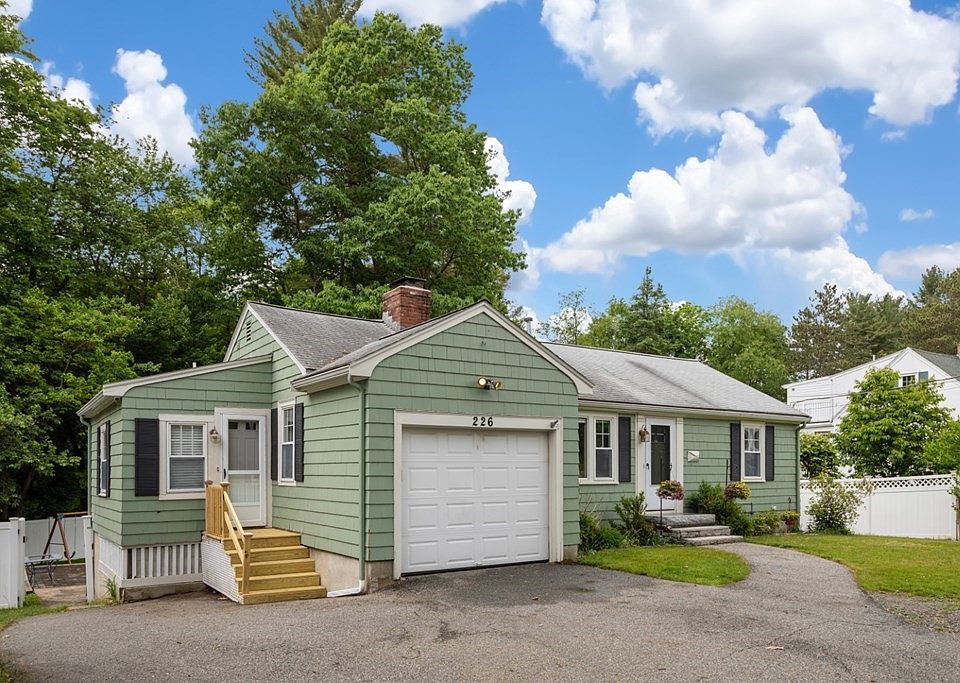 226 Charles St, Reading, MA 01867 Zillow