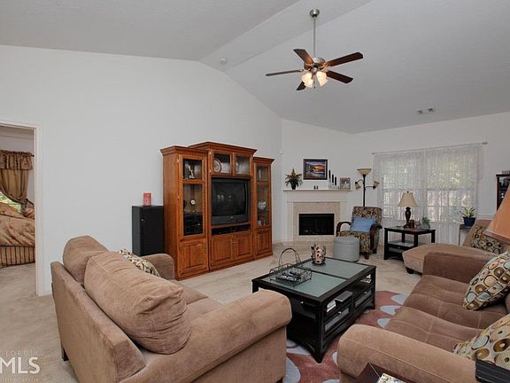 3rd image of 3344 Hideaway Ln