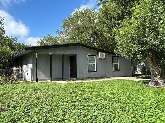 3rd image of 5138 Village Lawn