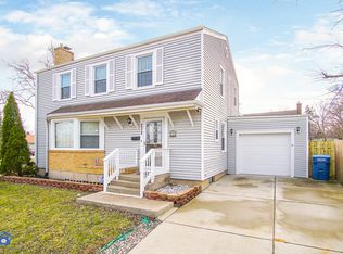 232 Meadow Ln, Chicago Heights, IL 60411