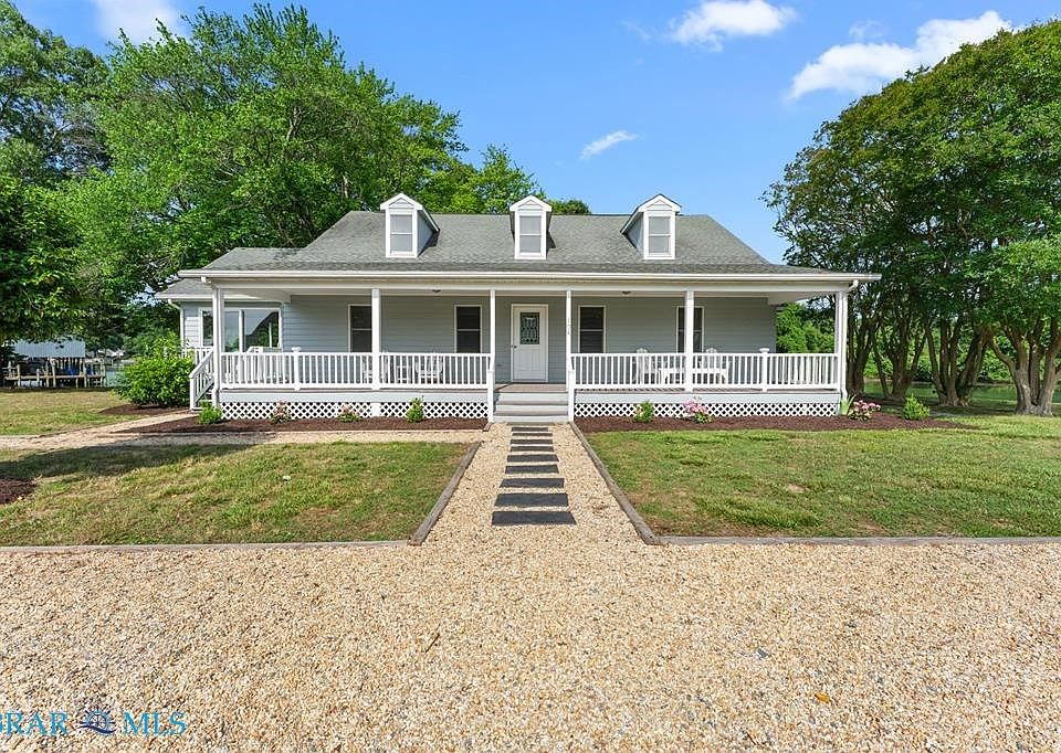 1st image of 104 Bells Creek Ln
