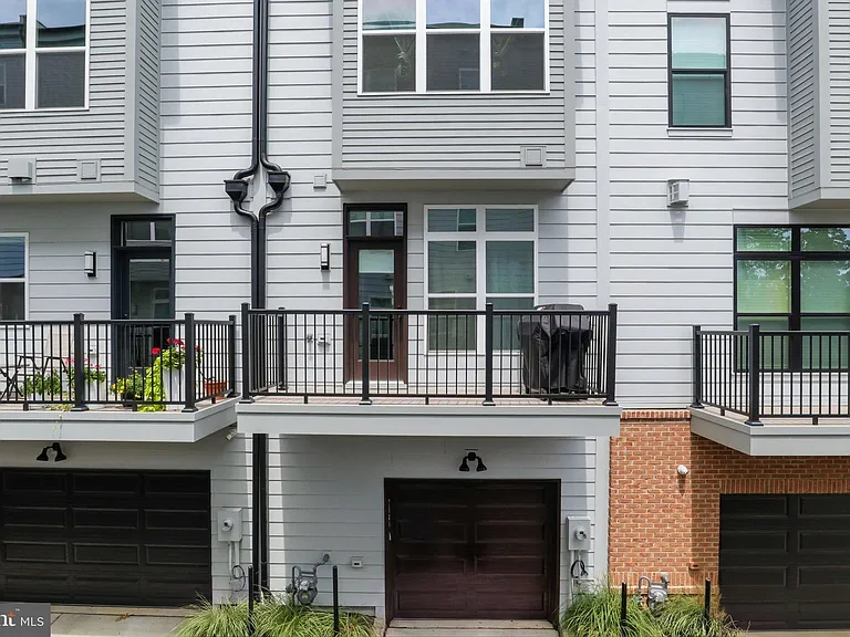 2103 Tysons Rd — Photo 36