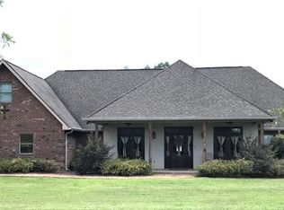 10 Deer Trail Rd, Deville, LA 71328