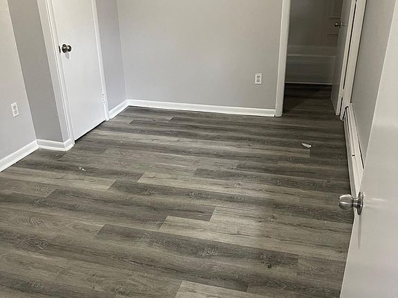 3rd image of 21 Pear Ave #2