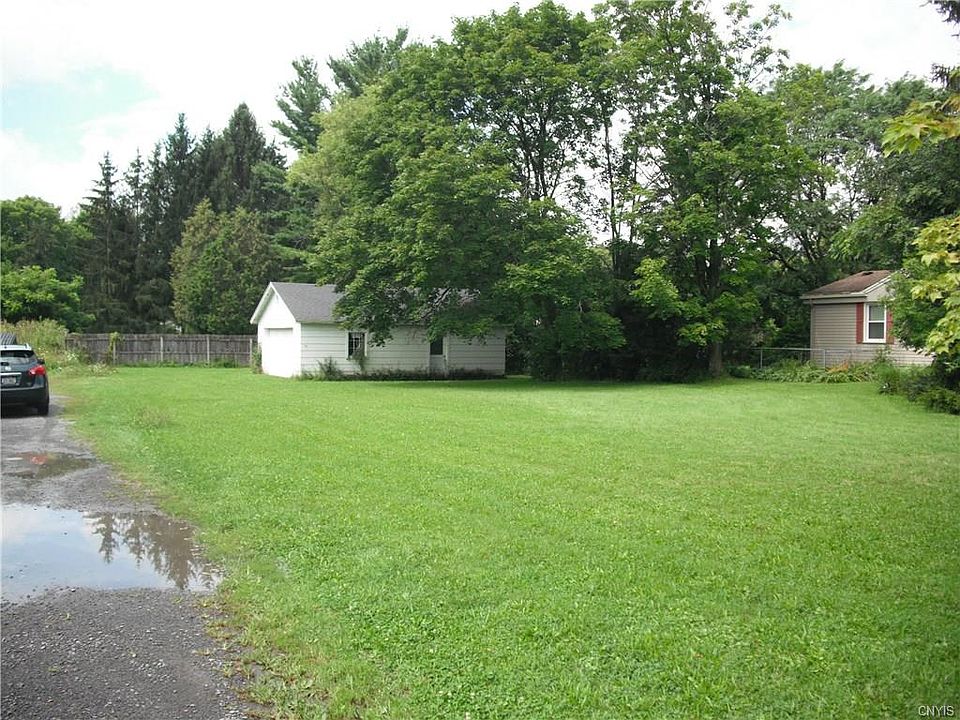 2nd image of 171 South St