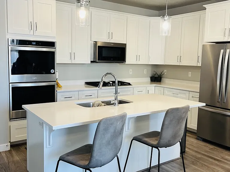 S Dapple Dr — Photo 2