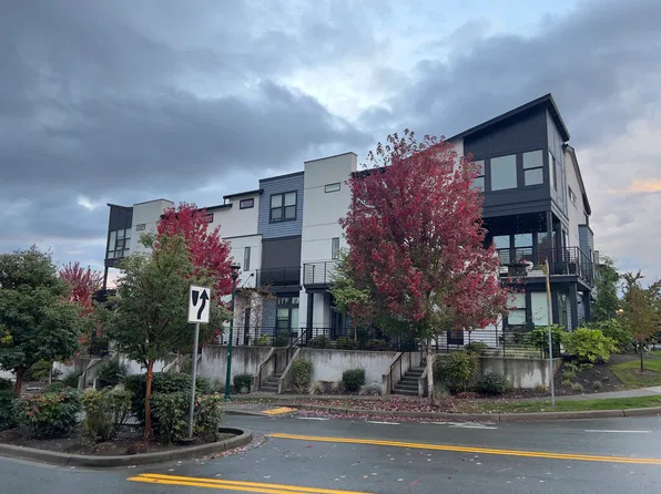 14003 3rd Ave NE #108, Duvall, WA 98019