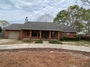 4831 Autumn Dr, Pace, FL 32571