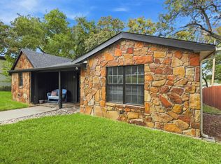 284 Shoreline Dr N, Azle, TX 76020